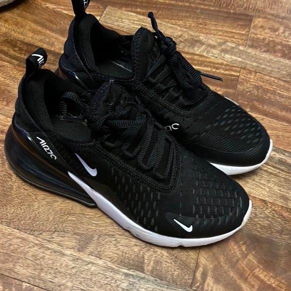 Nike Other - Big kids Nike Air Max 270🔥🔥 3.5